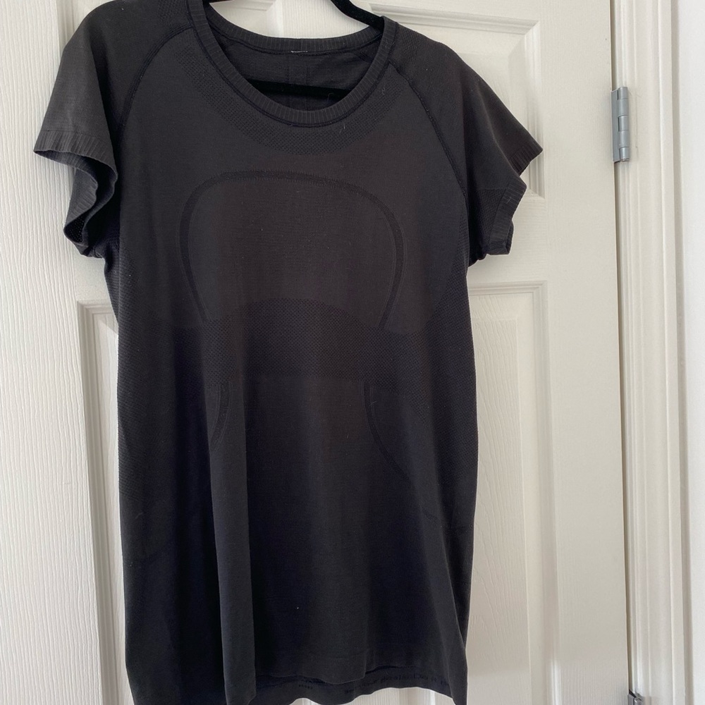 Lululemon Swiftly Tech Short Sleeve Shirt